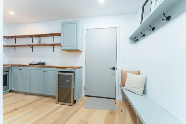 $1,450,000 | 333 Riverview Drive, Ann Arbor, MI 48104