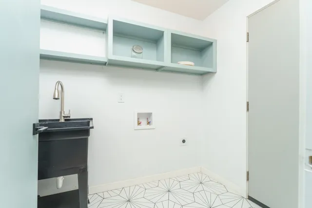 $1,450,000 | 333 Riverview Drive, Ann Arbor, MI 48104