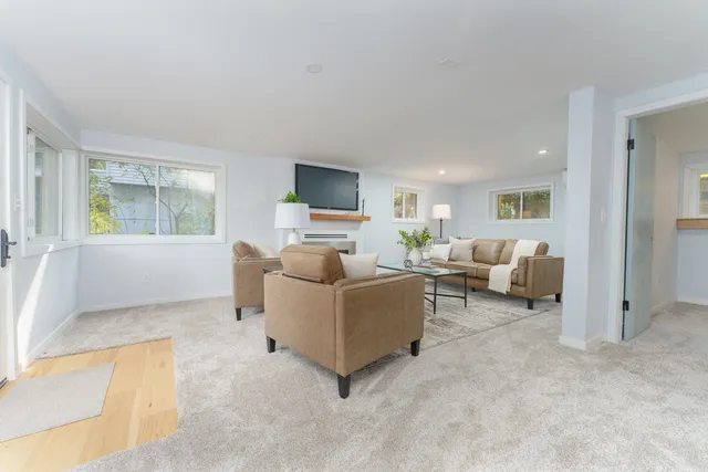 $1,450,000 | 333 Riverview Drive, Ann Arbor, MI 48104