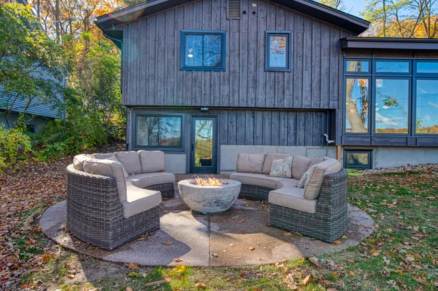 $1,450,000 | 333 Riverview Drive, Ann Arbor, MI 48104