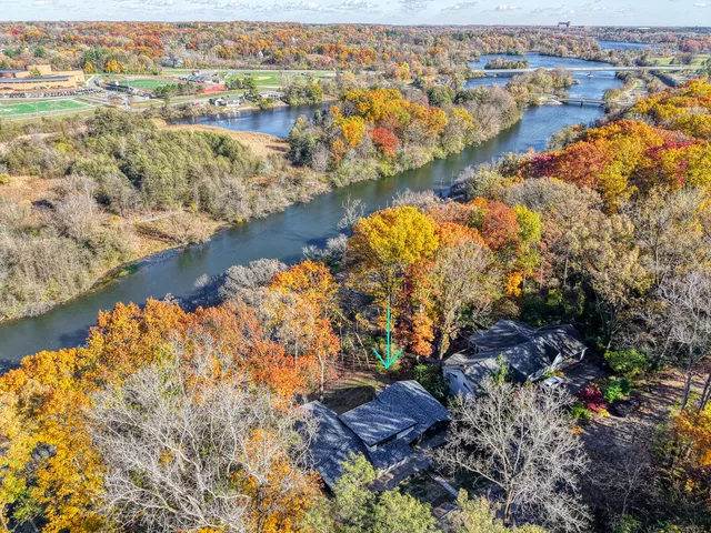 $1,450,000 | 333 Riverview Drive, Ann Arbor, MI 48104