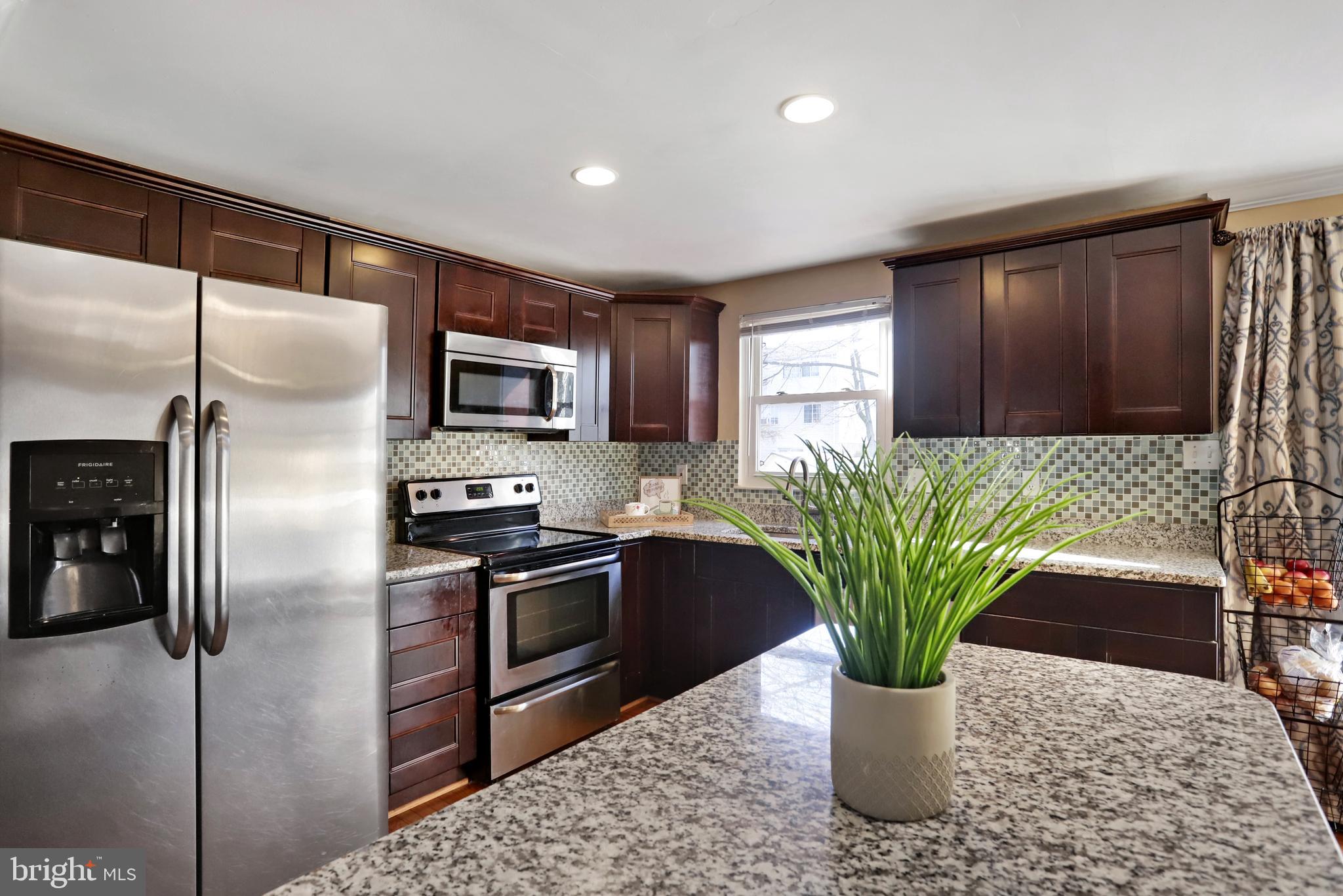 1771 Stonehaven Lane Frederick, MD 21702 - Photo 17 of 37 Gallery Image 17