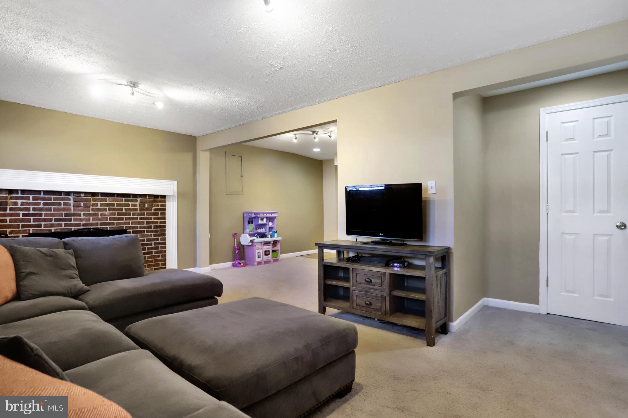 1771 Stonehaven Lane Frederick, MD 21702 - Photo 32 of 37 watch tv while enjoying a nice fire in the winter