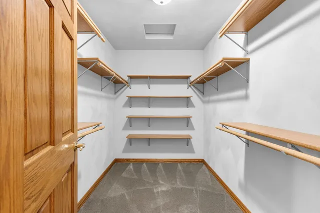 $535,900 | 217 North Patricia Lane, Wrightstown, WI 54180