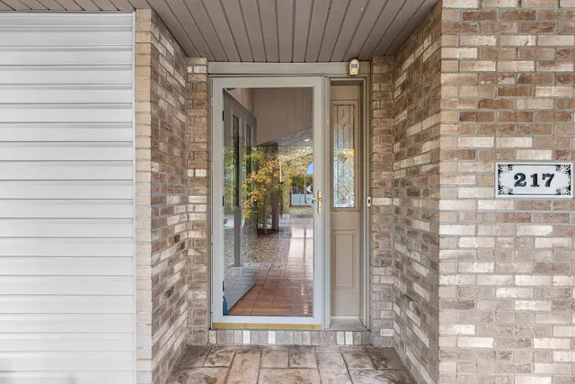 $535,900 | 217 North Patricia Lane, Wrightstown, WI 54180