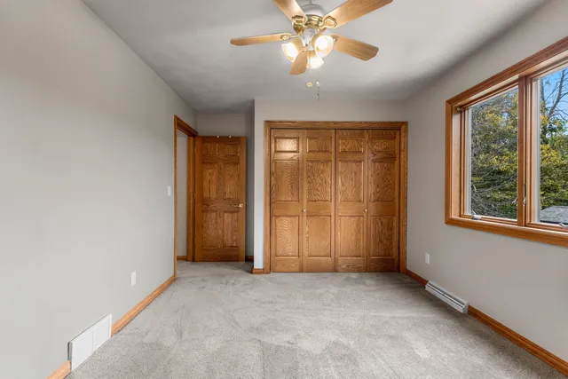 $535,900 | 217 North Patricia Lane, Wrightstown, WI 54180
