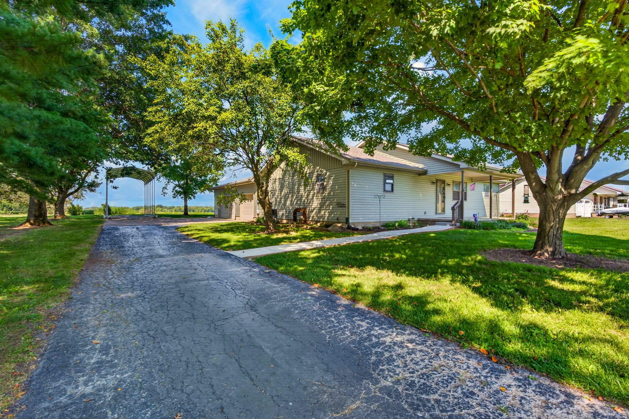 22209 Bolender Pontious Road Circleville, OH 43113 - Photo 3 of 42 22209 Bolender Pontius Rd 67