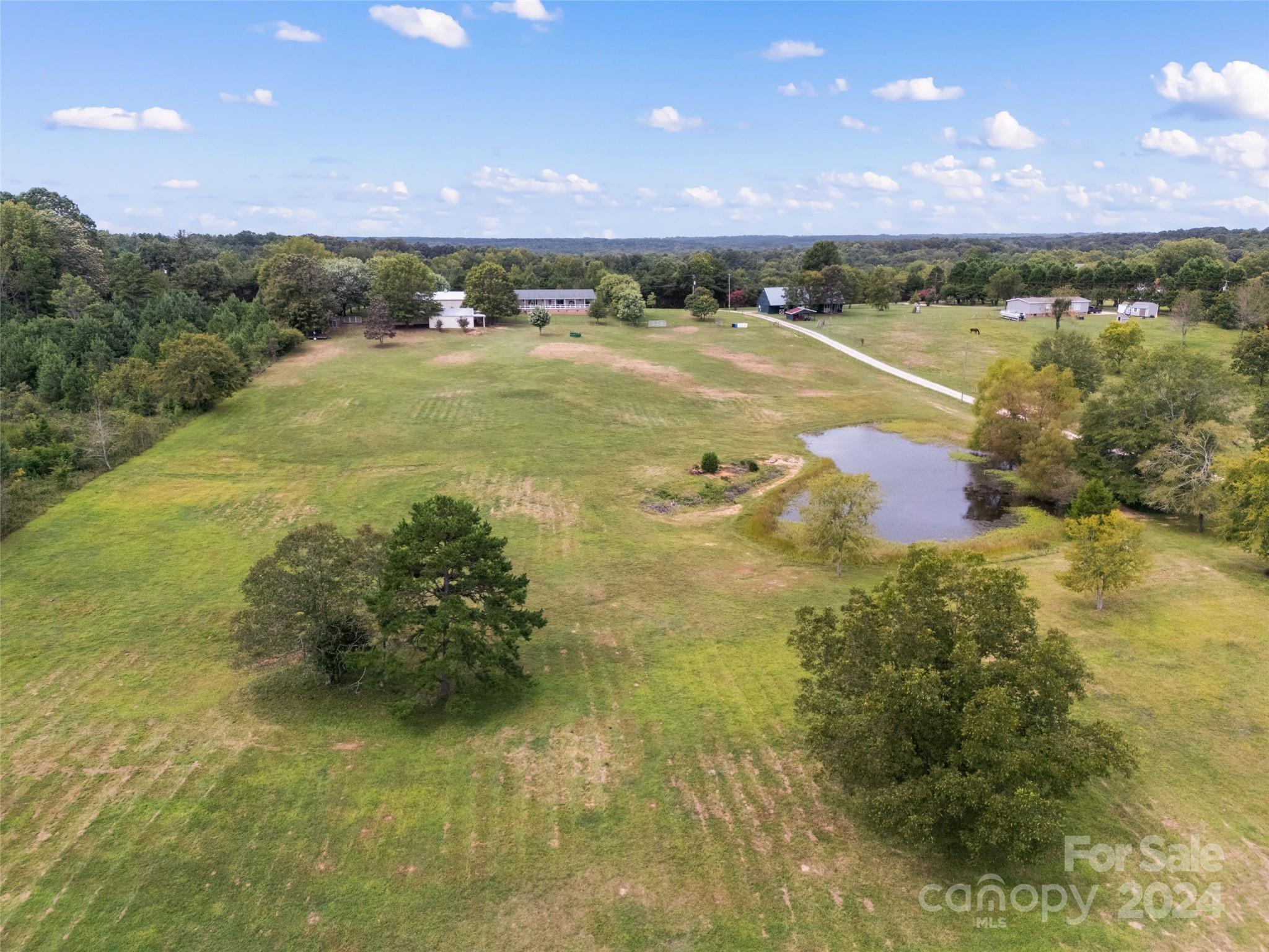 4865 Mel Nunnery Road Fort Lawn, SC 29714 - Photo 33 of 36 Gallery Image 33