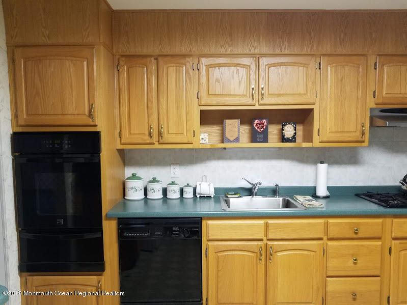 161 Miller Road Lakewood, NJ 08701 - Photo 3 of 25 20190820_185632 - Copy