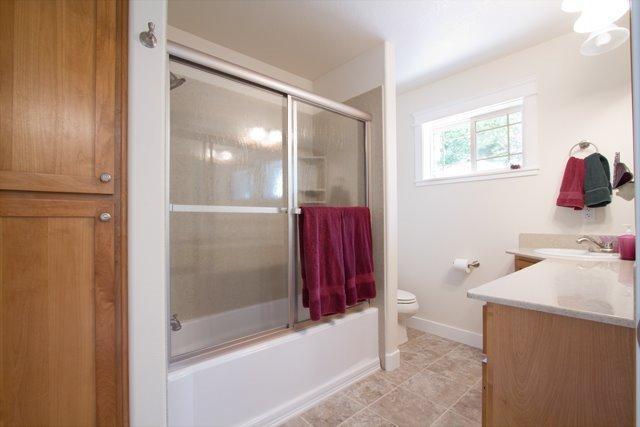 2535 Dowell Road Grants Pass, OR 97527 - Photo 25 of 32 Additional Photo