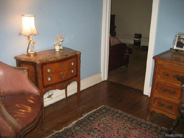 509 Barrington Road Detroit, MI 48215 - Photo 13 of 20 Sitting Room