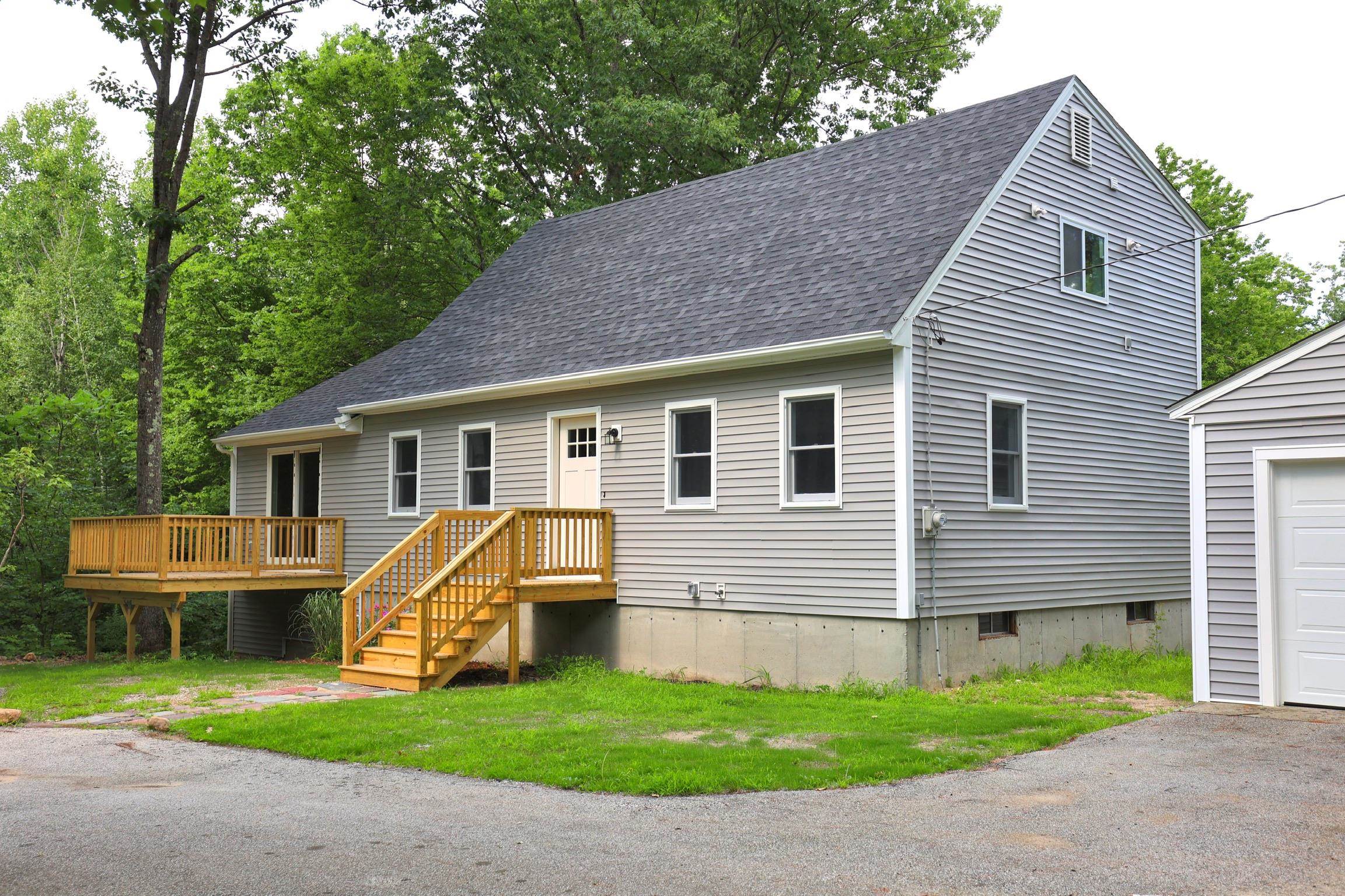 138 Lull Road Weare, NH 03281 - Photo 2 of 24