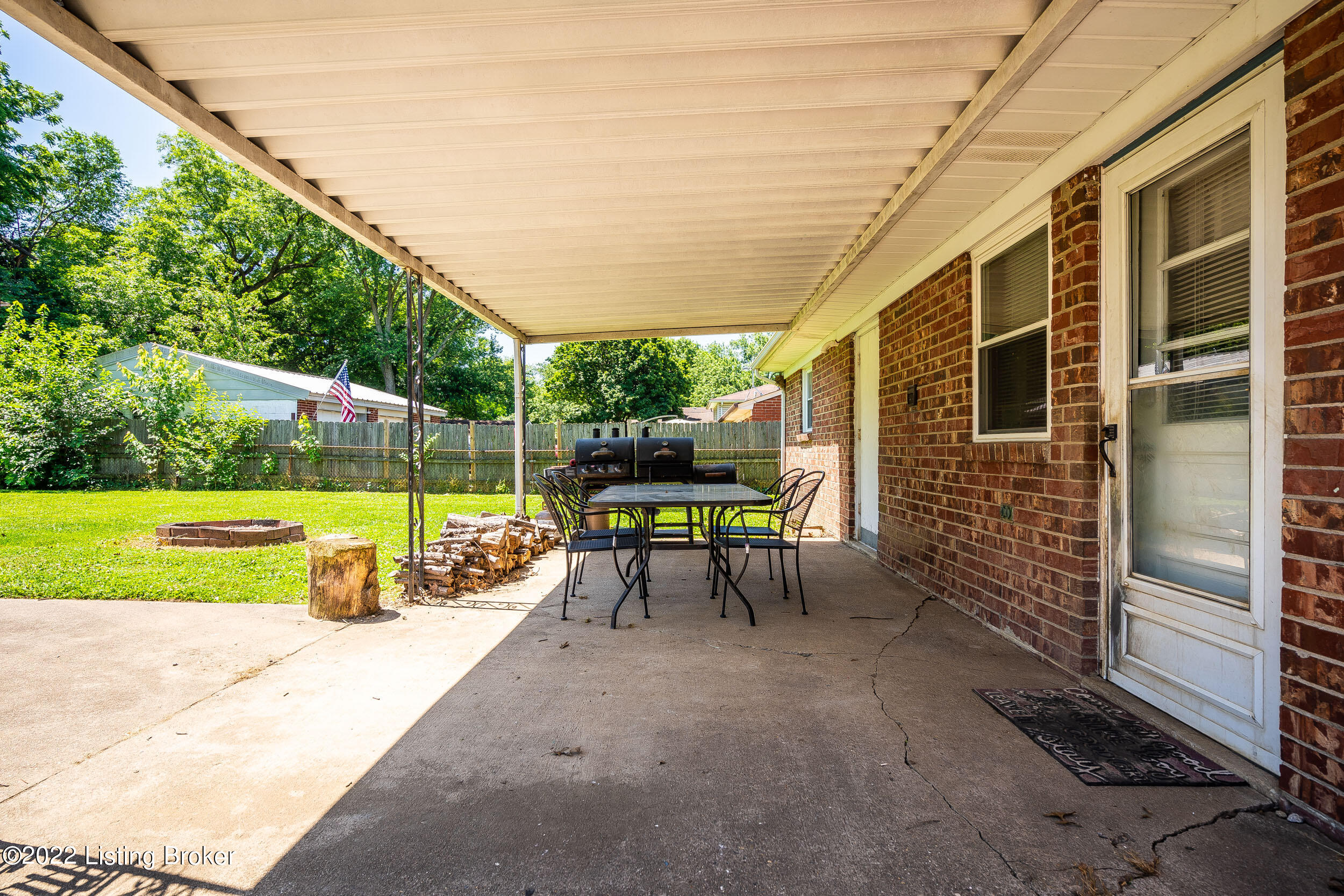 11211 Torrington Rd-09