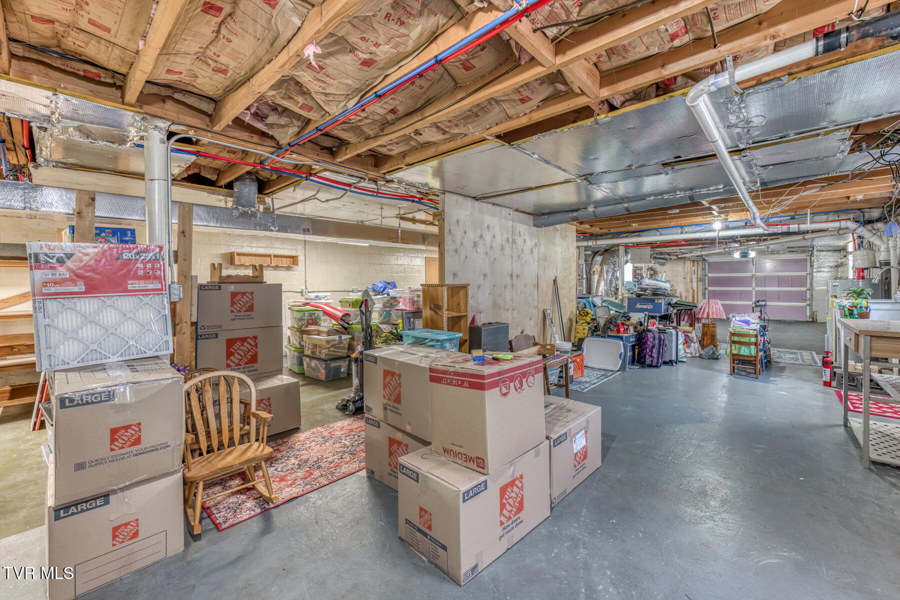 609 Hollyhill Road Johnson City, TN 37604 - Photo 32 of 47 609 Hollyhill Rd-30