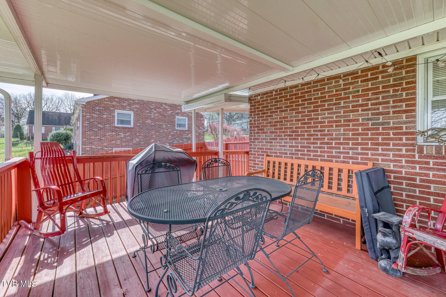609 Hollyhill Road Johnson City, TN 37604 - Photo 39 of 47 609 Hollyhill Rd-37
