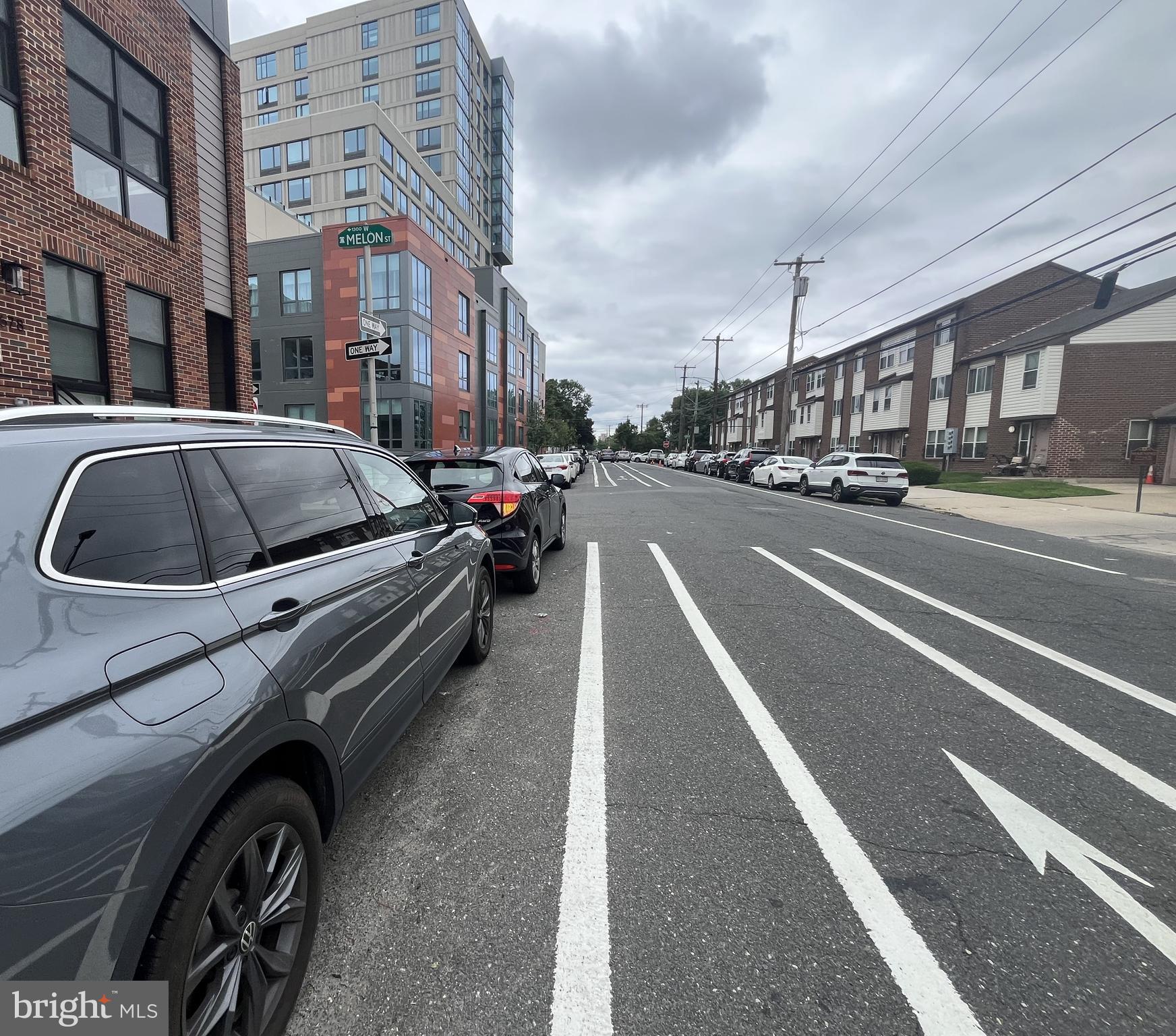 2200-28 Arch Street, Unit 906 Philadelphia, PA 19103 - Photo 3 of 13