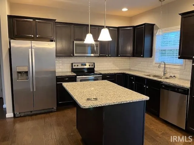 $2,300 | 3621 Arbor Pointe Drive, Newburgh, IN 47630