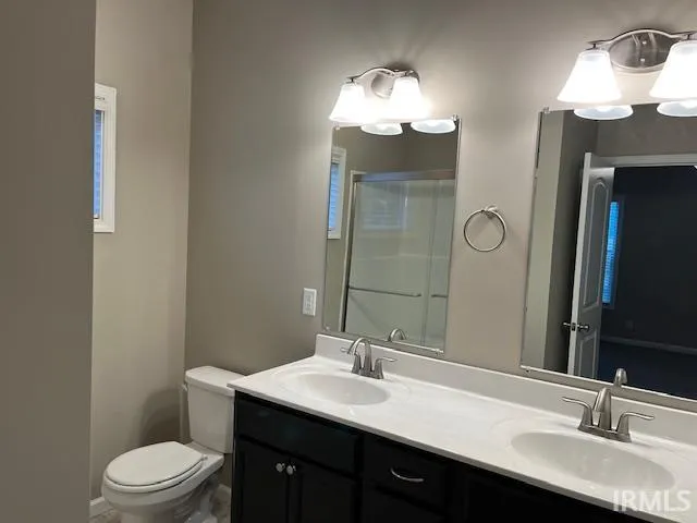 $2,300 | 3621 Arbor Pointe Drive, Newburgh, IN 47630