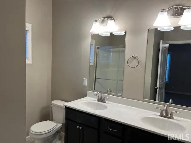 $2,300 | 3621 Arbor Pointe Drive, Newburgh, IN 47630