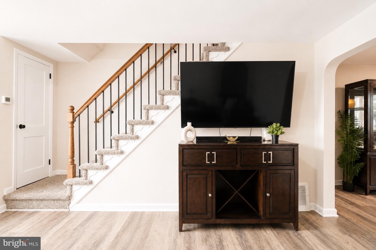 104 Westbridge Road, Unit 120 Glenolden, PA 19036 - Photo 13 of 37 Modern elegance meets cozy charm.