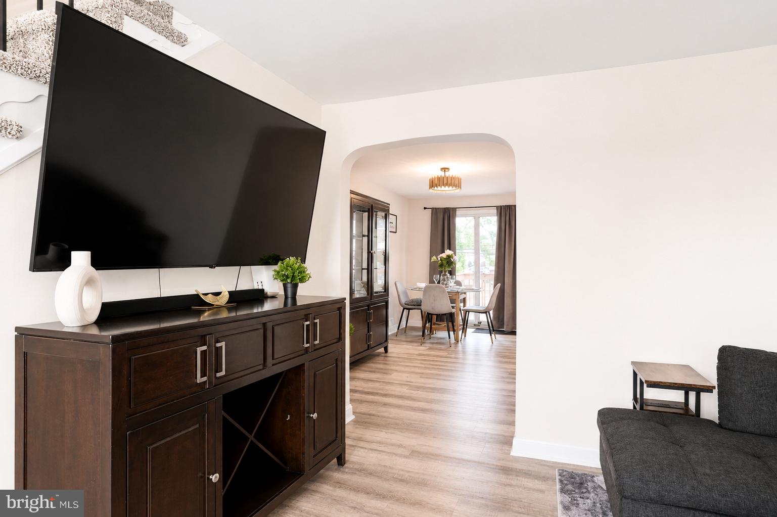 104 Westbridge Road, Unit 120 Glenolden, PA 19036 - Photo 16 of 37 Modern elegance meets cozy charm.
