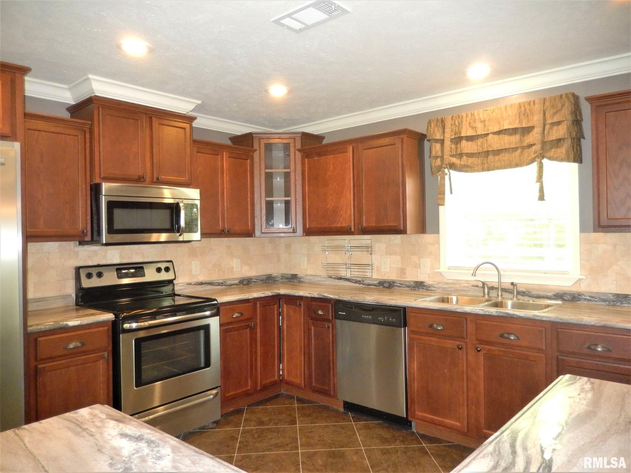 2695 Friendship School Road Anna, IL 62906 - Photo 8 of 45 Gallery Image 8
