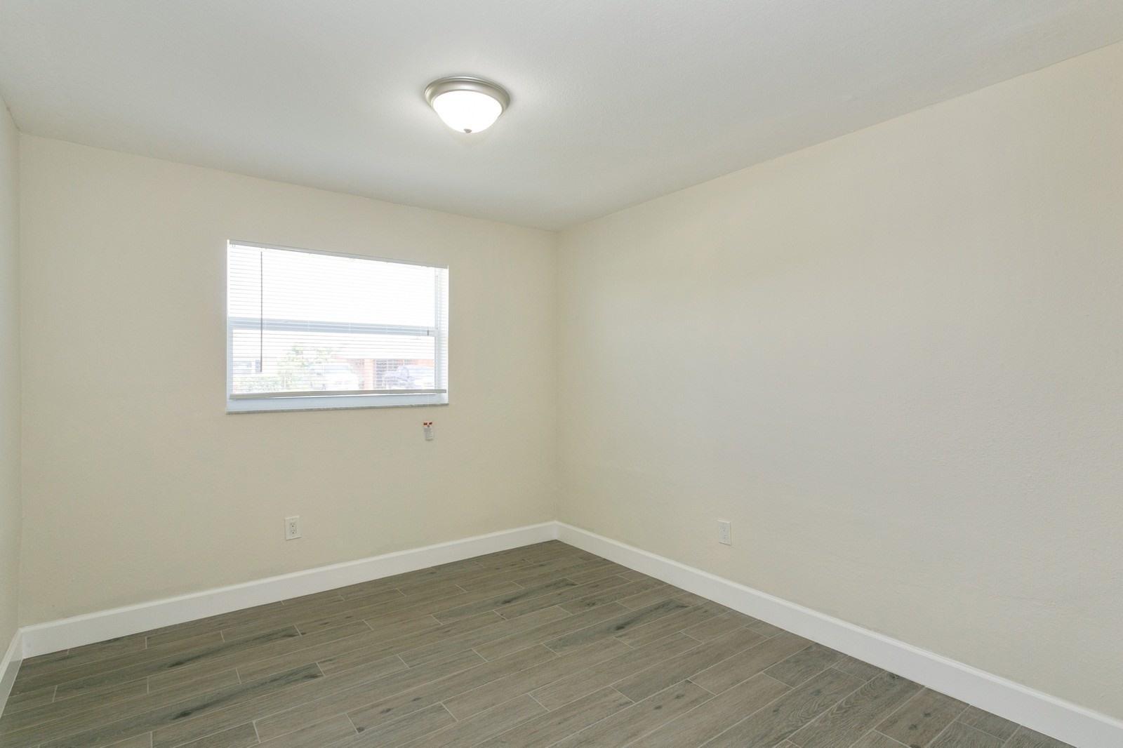 481 West 32nd Street Riviera Beach, FL 33404 - Photo 15 of 18 Bedroom2-481-W-32nd-Street
