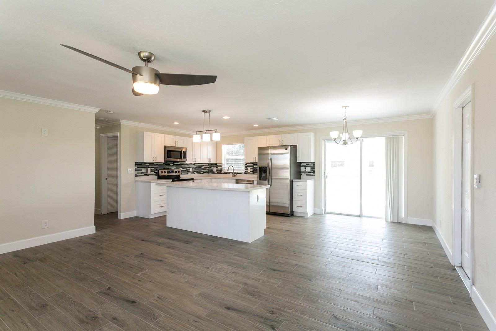 481 West 32nd Street Riviera Beach, FL 33404 - Photo 5 of 18 Living/Kitchen-481-W-32nd-Street