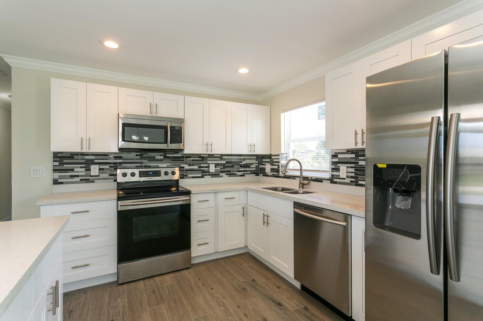 481 West 32nd Street Riviera Beach, FL 33404 - Photo 7 of 18 Kitchen-481-W-32nd-Street