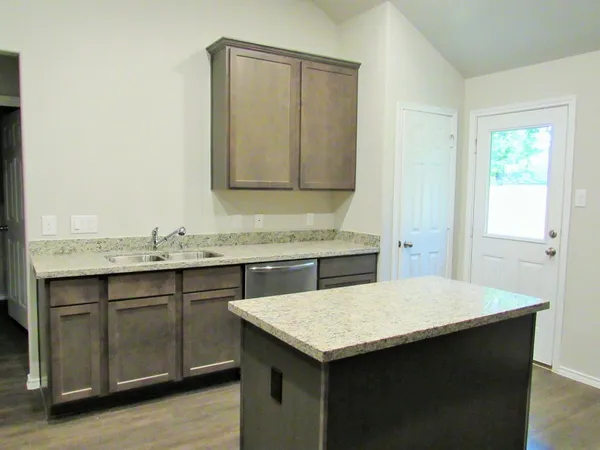 $1,700 | 1009 Platte River Drive, Montgomery, TX 77316