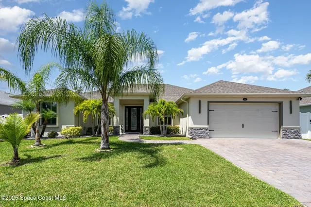 $486,000 | 840 Hawks Ridge Court Northeast, Palm Bay, FL 32905