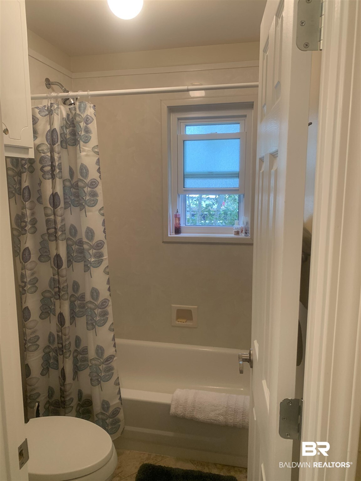 8146 Bay View Drive Foley, AL 36535 - Photo 32 of 36 Bathroom 2
