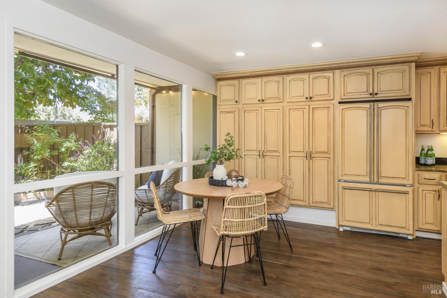 29 Forest Lane San Rafael, CA 94903 - Photo 9 of 33