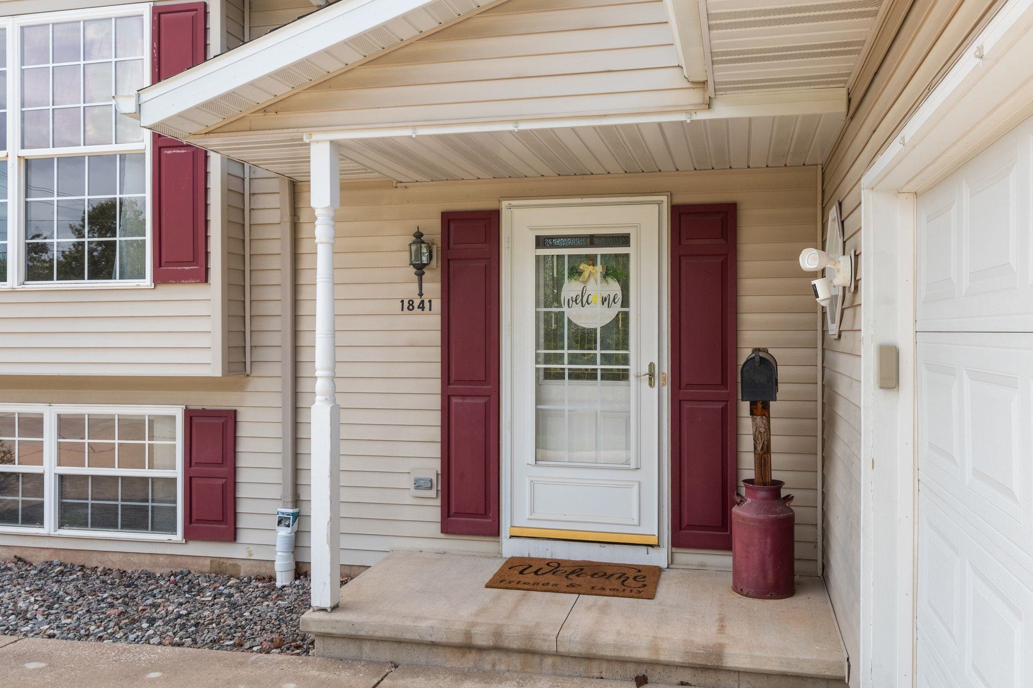 1841 South Seminole Road Appleton, WI 54914 - Photo 2 of 46