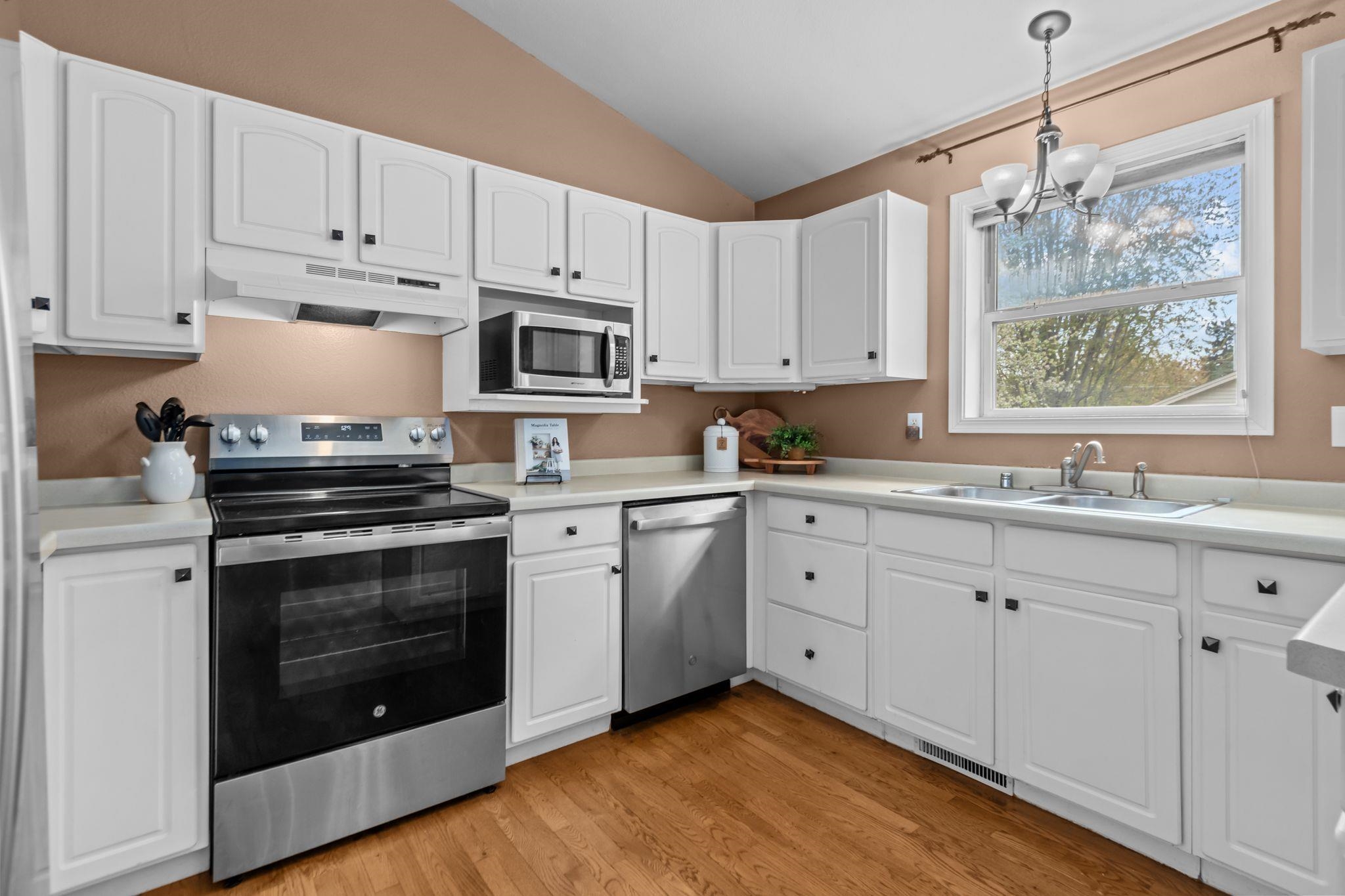 1841 South Seminole Road Appleton, WI 54914 - Photo 10 of 46