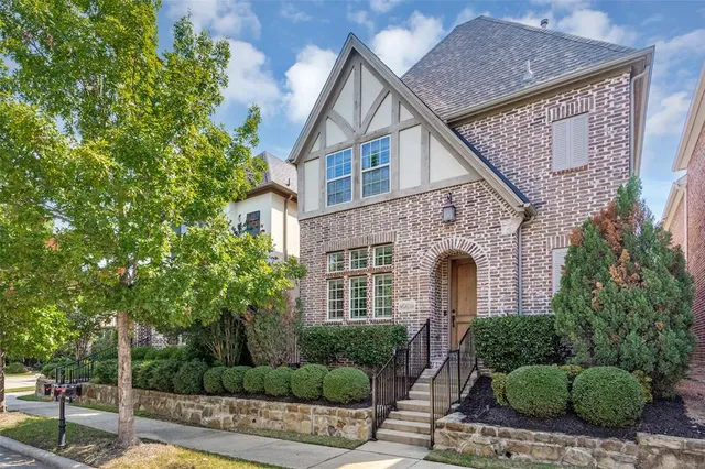$725,000 | 4904 Sage Hill Drive, Carrollton, TX 75010