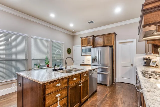 $725,000 | 4904 Sage Hill Drive, Carrollton, TX 75010