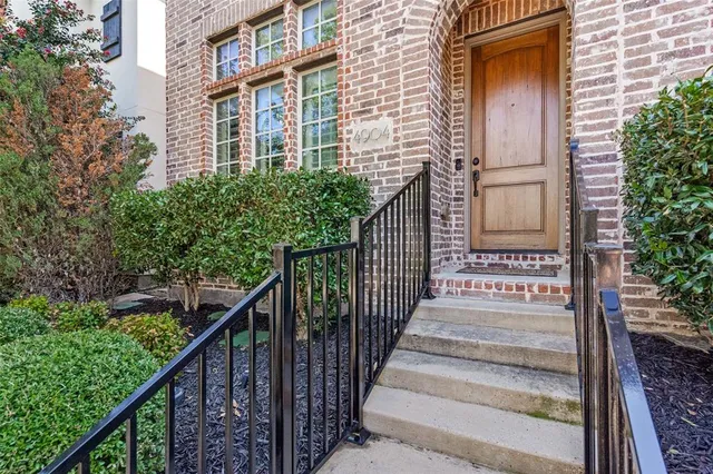 $725,000 | 4904 Sage Hill Drive, Carrollton, TX 75010