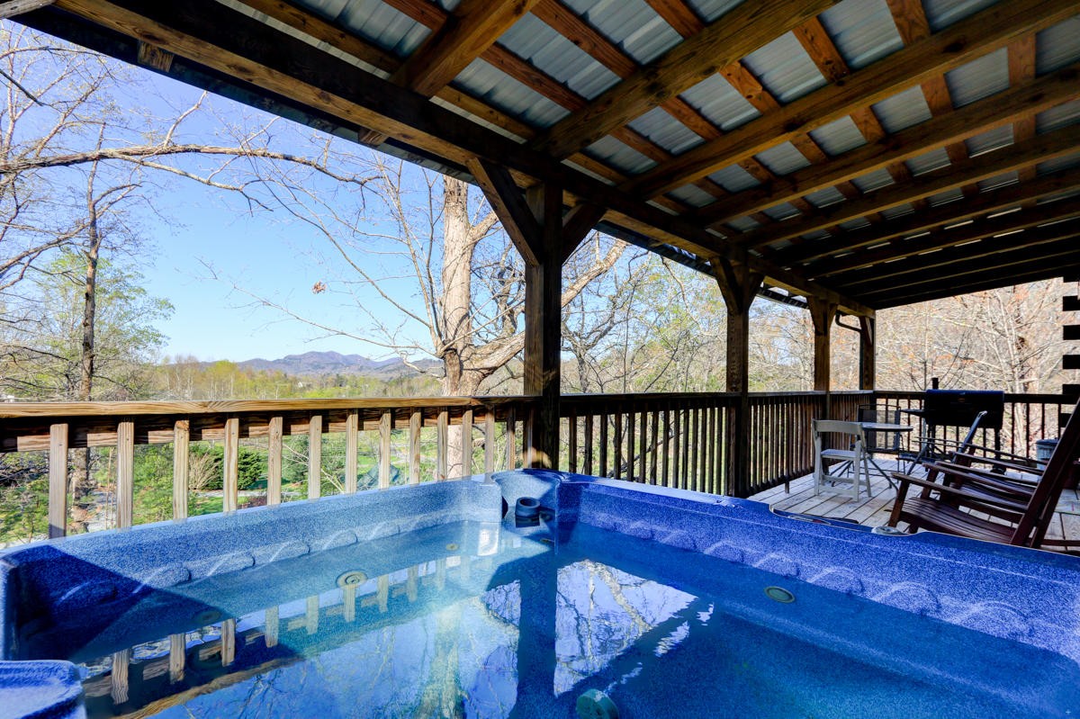 3111 Valley Home Road Pigeon Forge, TN 37862 - Photo 12 of 29