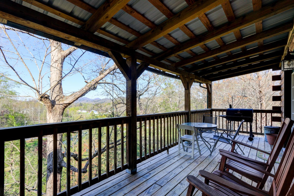 3111 Valley Home Road Pigeon Forge, TN 37862 - Photo 17 of 29