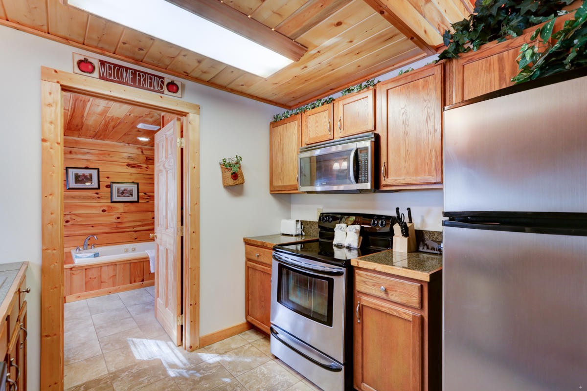 3111 Valley Home Road Pigeon Forge, TN 37862 - Photo 8 of 29