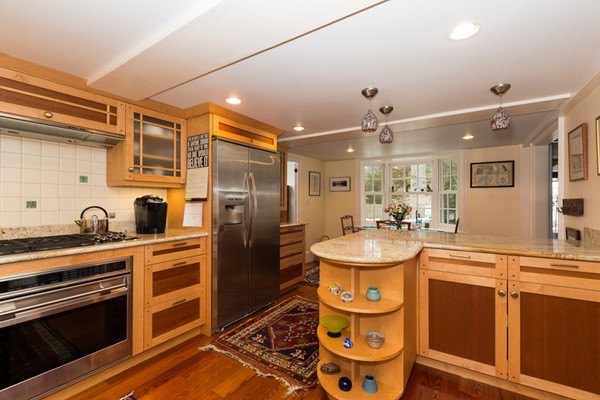 6 Walker Road Manchester, MA 01944 - Photo 4 of 30 Gallery Image 4