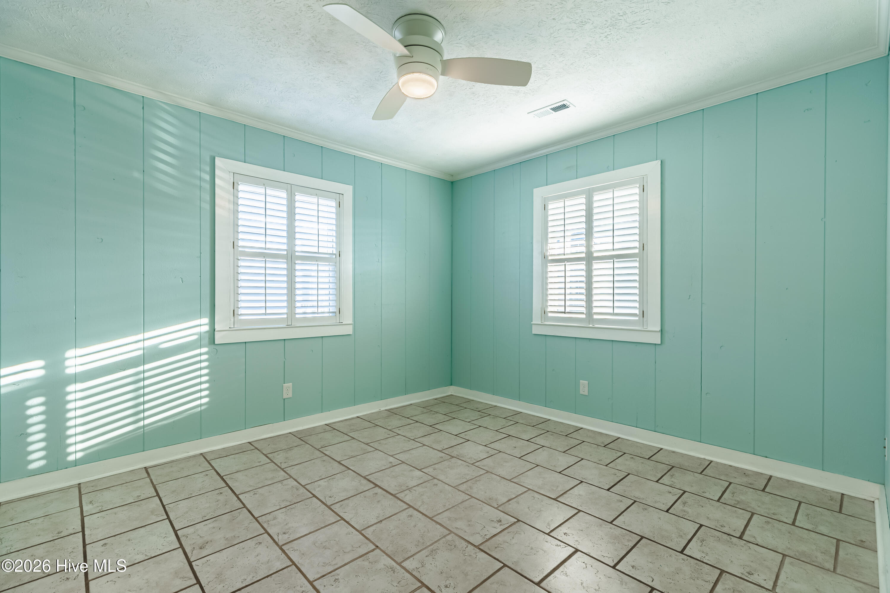 406 36th Street Sunset Beach, NC 28468 - Photo 22 of 47 Bedroom 3