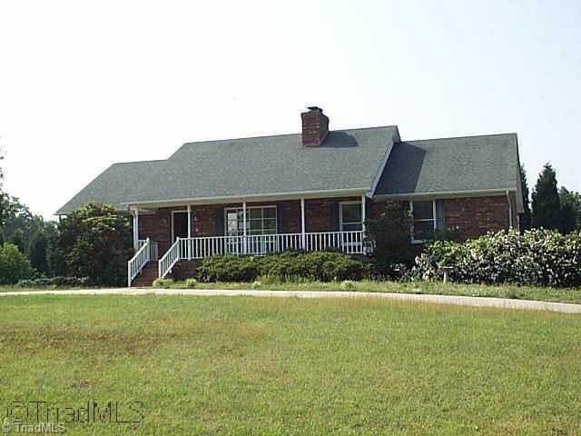 632 Ridgeway Lane Lexington, NC 27295 - Photo 1 of 1 Exterior Front.