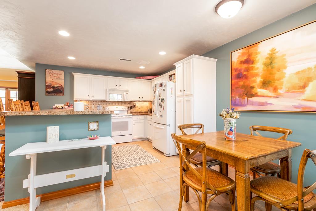 3765 South Northhaven Drive, Unit 41002 Fish Creek, WI 54212 - Photo 9 of 33