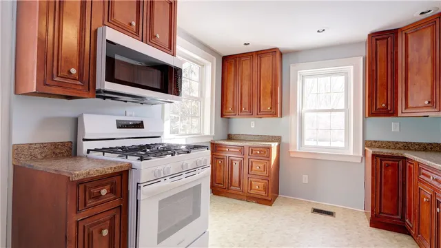 $349,500 | 2147-2153 Welch Road, Phelps, NY 14456