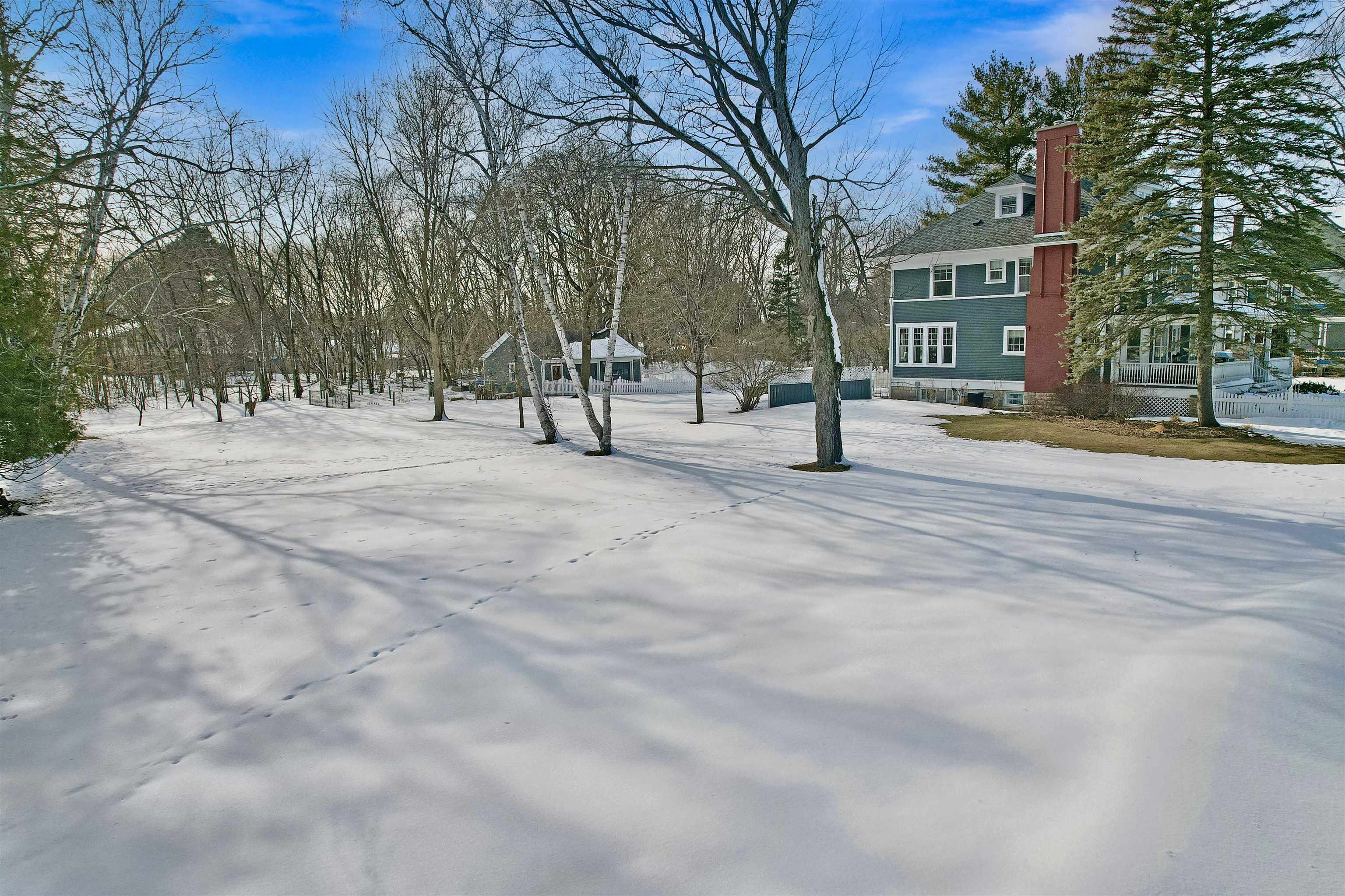 2115 Riverside Avenue Marinette, WI 54143 - Photo 42 of 49 Gallery Image 42