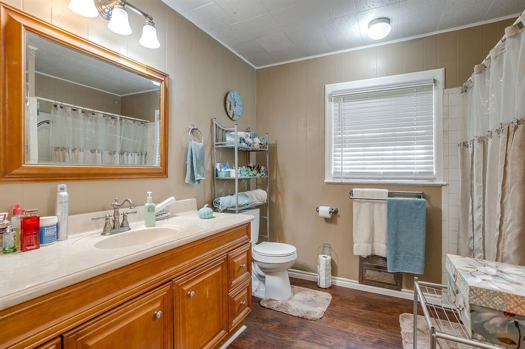 703 East Morgan Street Meridian, TX 76665 - Photo 32 of 38