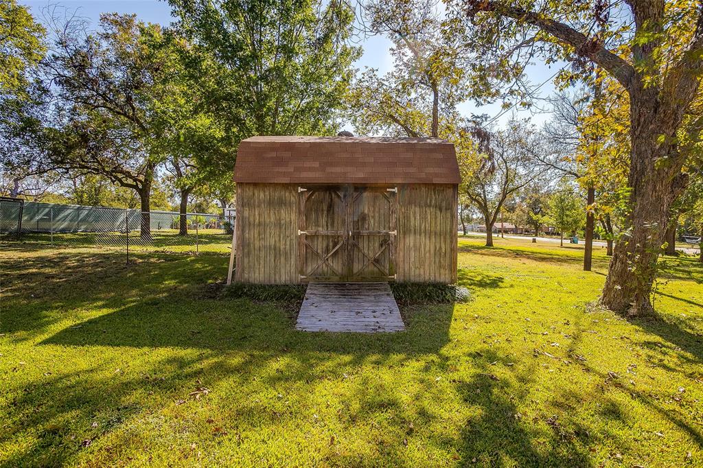 703 East Morgan Street Meridian, TX 76665 - Photo 38 of 38