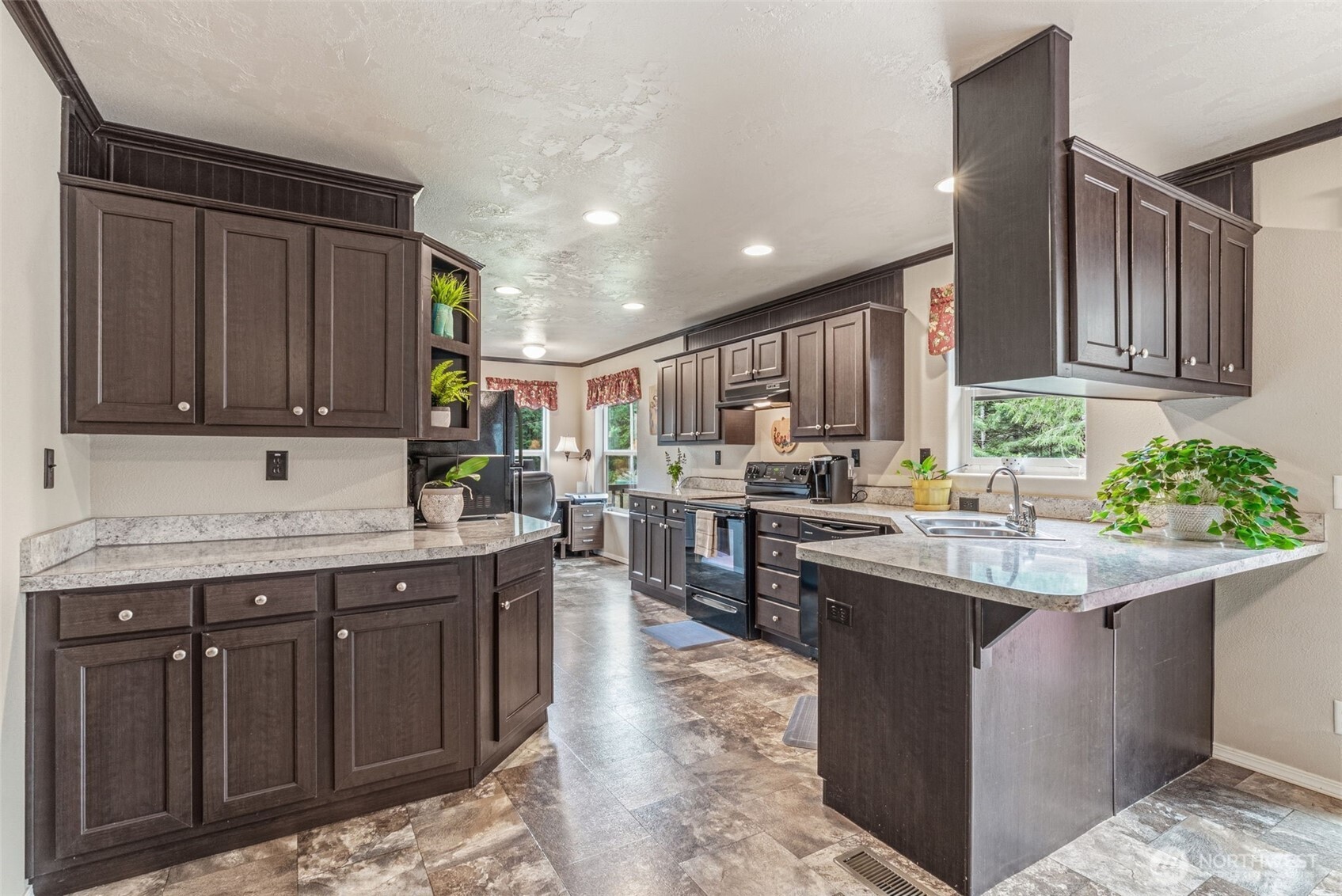 1047 Beaver Creek Road Cathlamet, WA 98612 - Photo 13 of 39 a kitchen with lots of counter top space